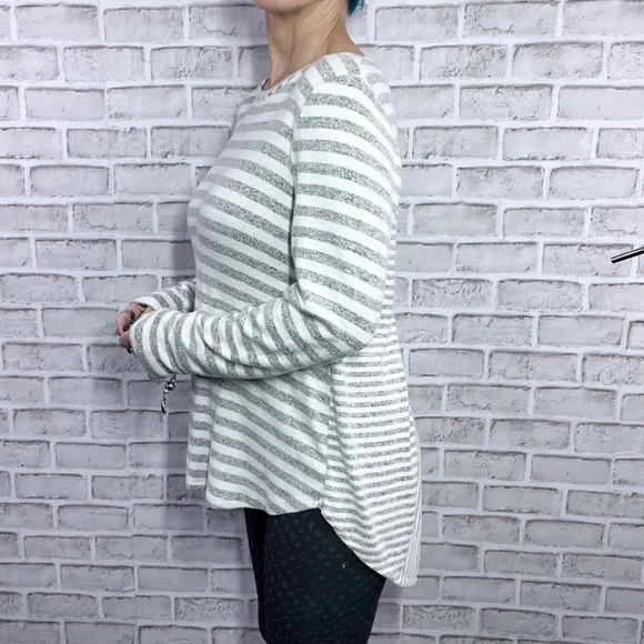 NWOT |•PEYTON PRIMROSE•| Super SOFT Oversize Split Back Striped Long Sleeve - Picture 7 of 14